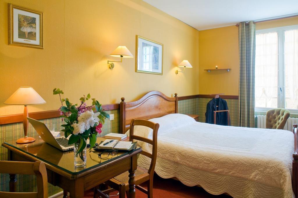 Au Relais Du Porhoet Guilliers ห้อง รูปภาพ